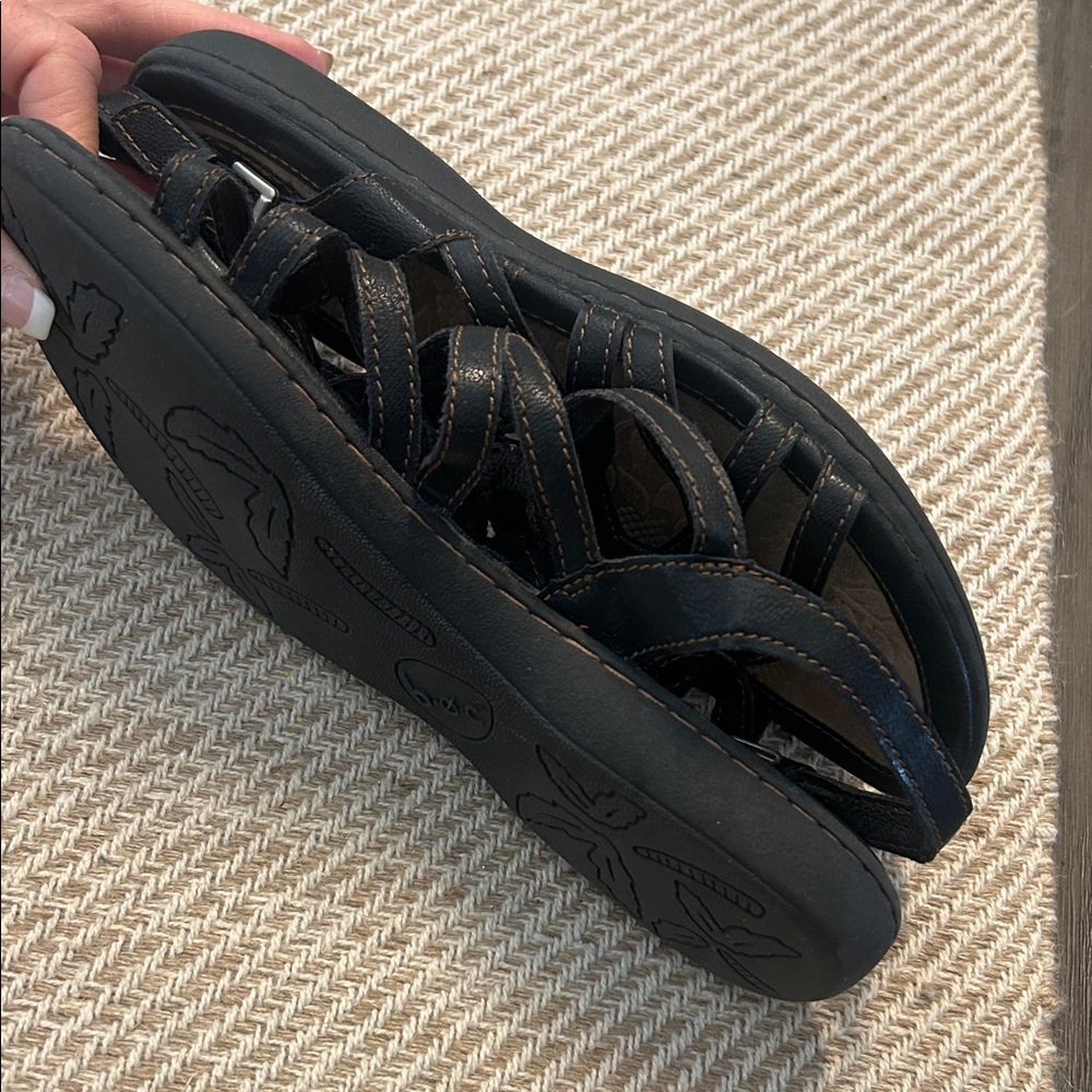 B.O.C. Born Women’s Black Strappy Comfort Sandals Size 9 - Picture 9 of 10